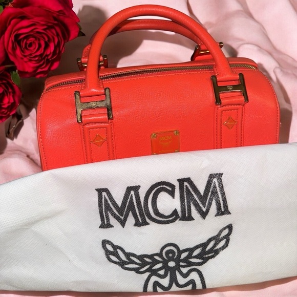 MCM Boston leather bag in Orange EUC - Picture 12 of 12